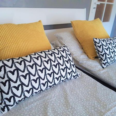 Apartament Blisko Morza - Yellow Stone กดัญสก์ ภายนอก รูปภาพ